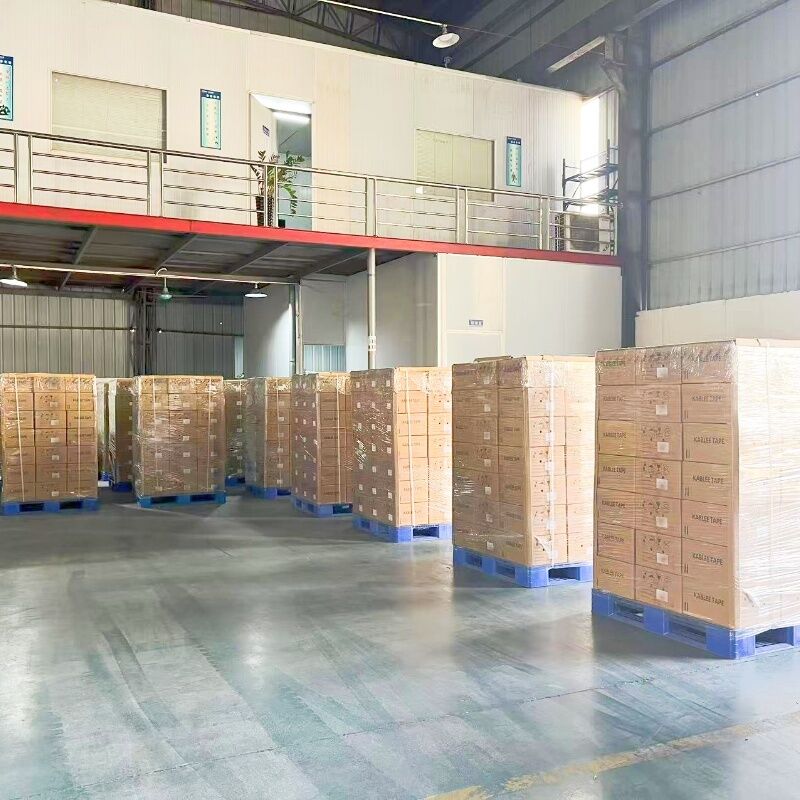 เทปพันสายไฟรถยนต์ เทปผ้า PVC ให้การป้องกันที่ยืดหยุ่นสำหรับชุดสายไฟในระบบไฟฟ้าของรถยนต์